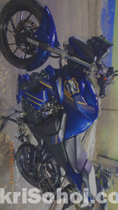 YAMAHA FZs V2